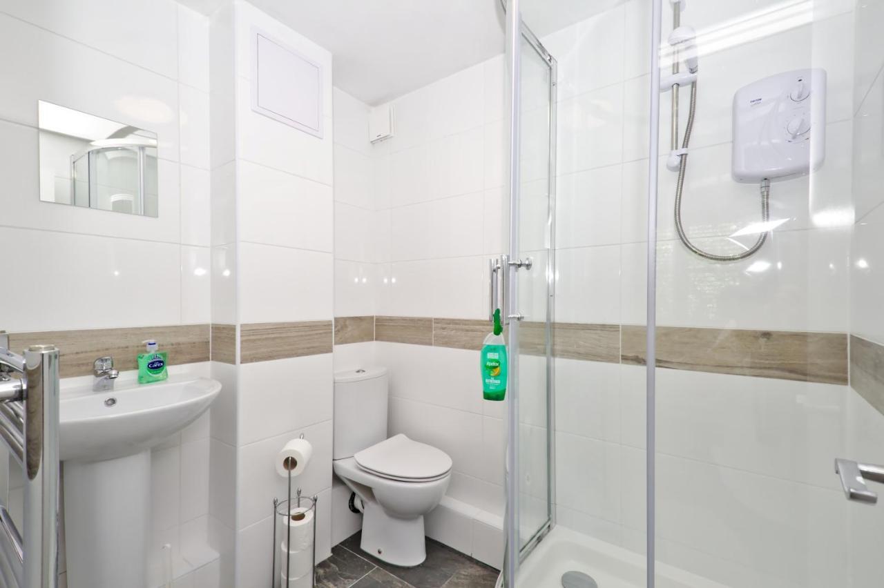 Harlinger Lodge Annexe London Ngoại thất bức ảnh