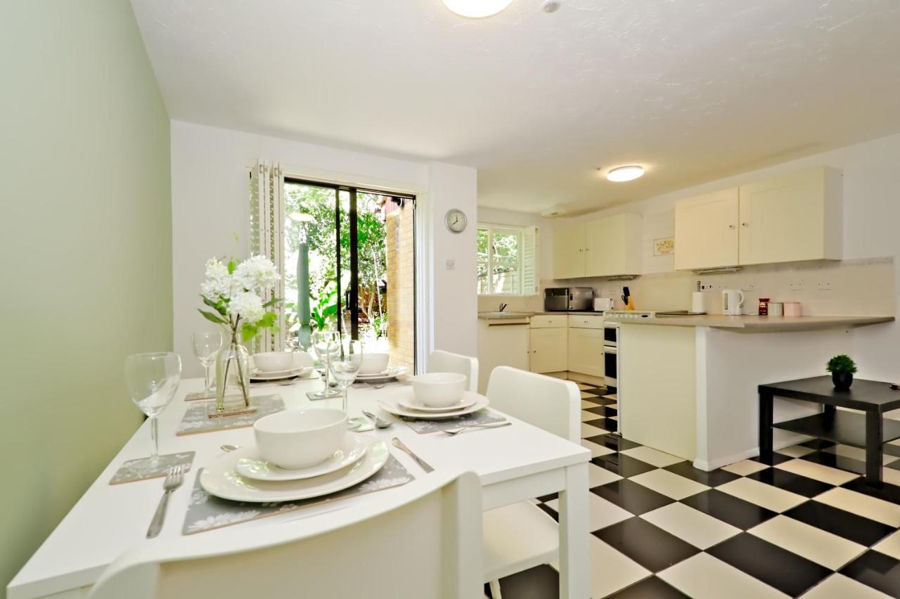 Harlinger Lodge Annexe London Ngoại thất bức ảnh