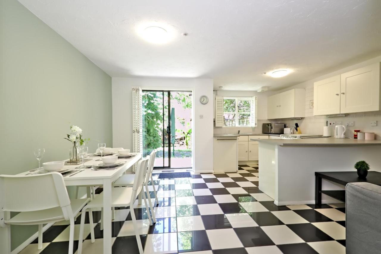 Harlinger Lodge Annexe London Ngoại thất bức ảnh